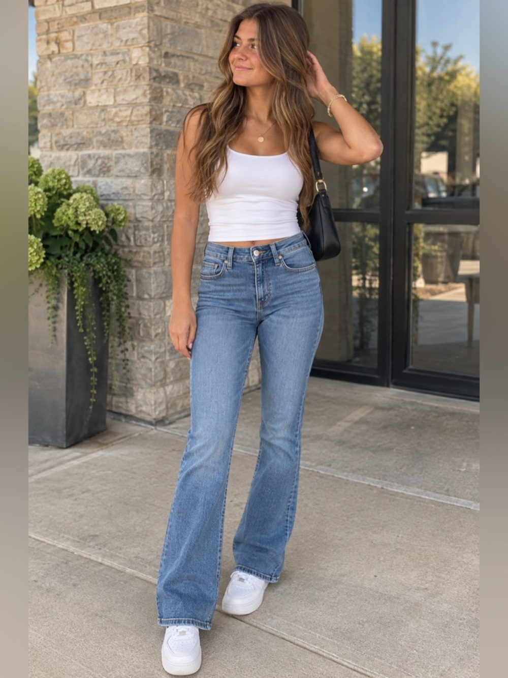 American Eagle Next Level Stretch Jeans – Size 2 Long in Blue Wash
